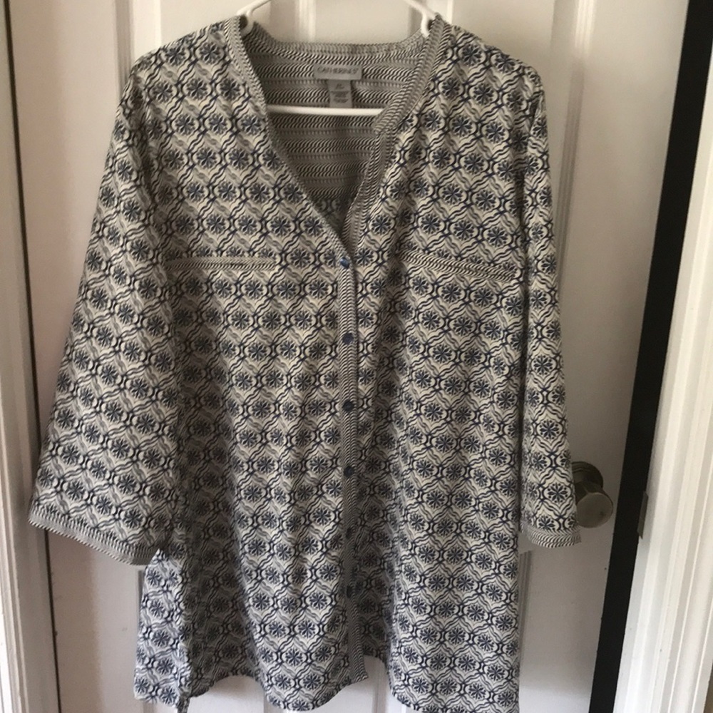 Size 3X Catherine’s blouse